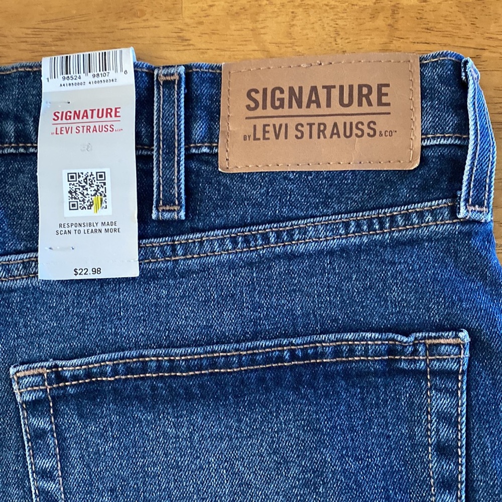 Men’s NWT Levi Strauss Signature Denim Shorts - Picture 3 of 6